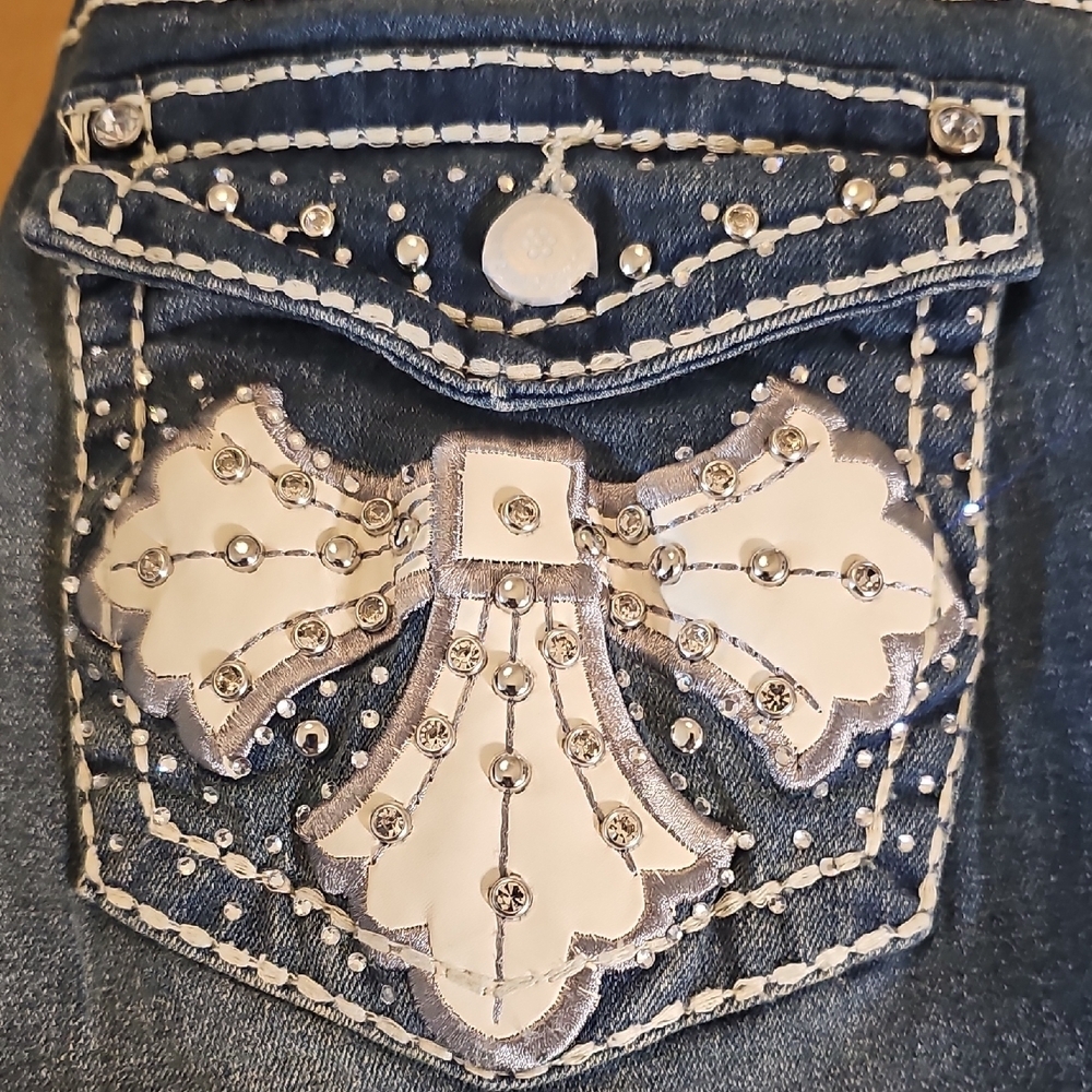 NEW Sky Super Soft Flare Juniors Embellished Denim Bling Jeans Size 13/14 - Picture 11 of 14